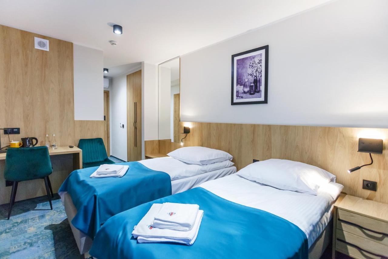 Hotel Gromada Ломжа Экстерьер фото
