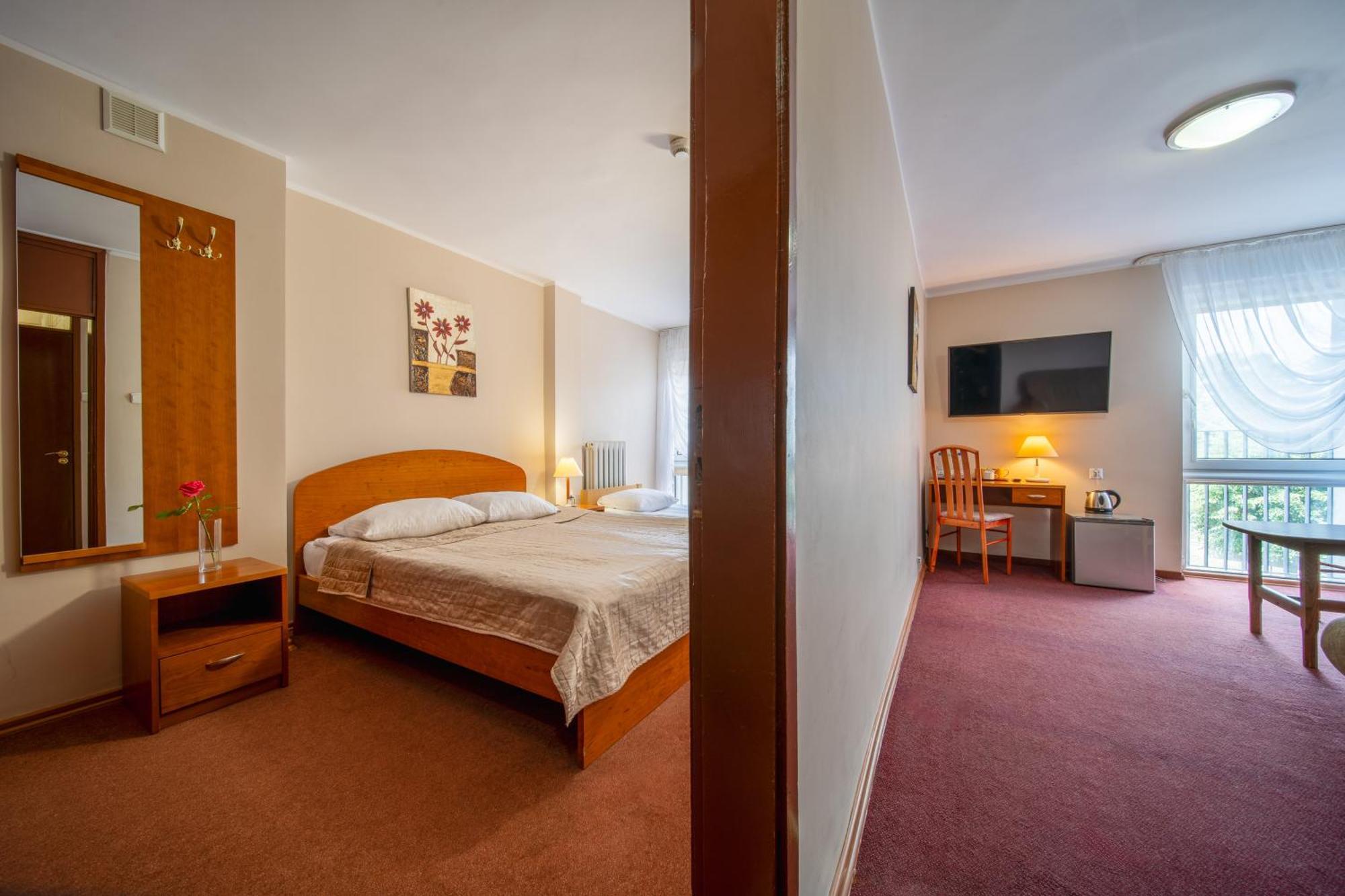Hotel Gromada Ломжа Экстерьер фото