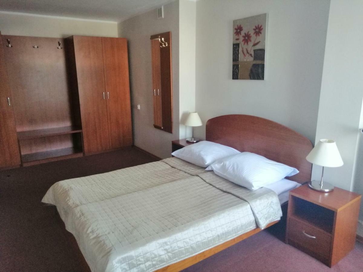 Hotel Gromada Ломжа Экстерьер фото
